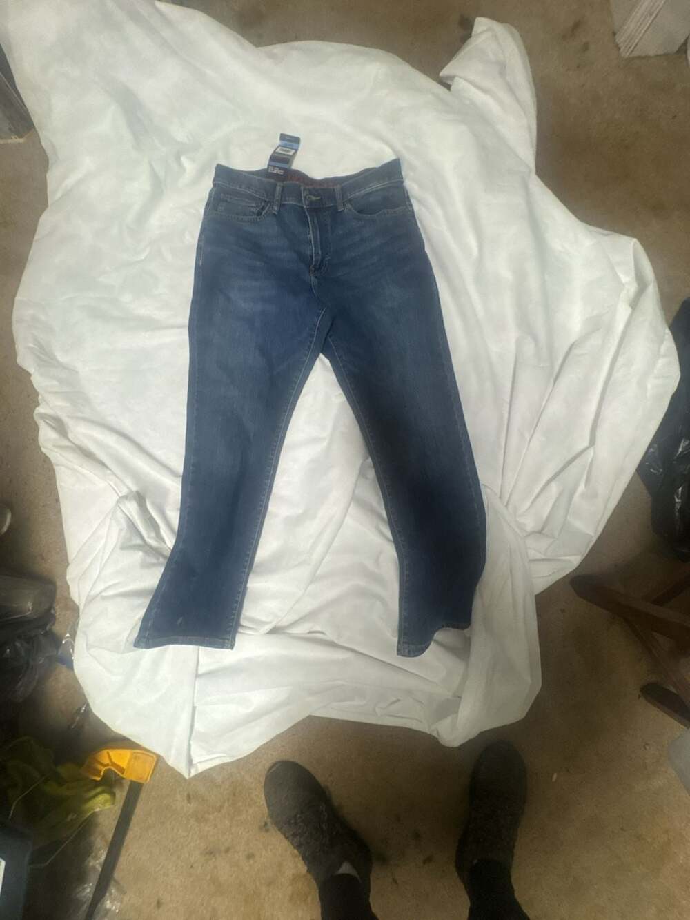 Lucky Brand Mid Rise Straight Leg Jeans
